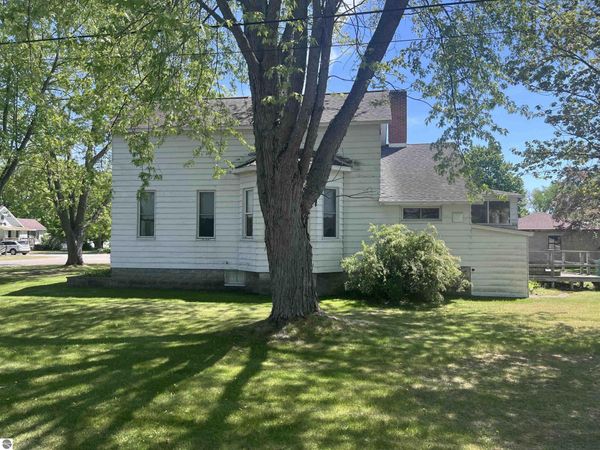 200 Second Avenue, Tawas City, MI 48763