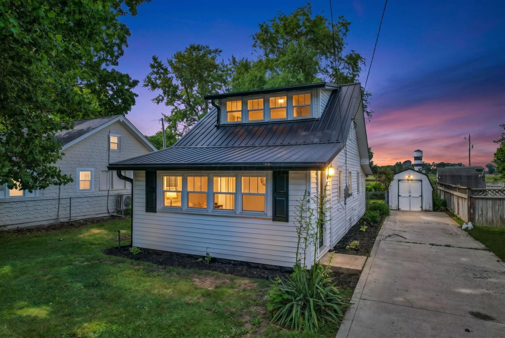 341 Highland Avenue , Buckeye Lake, OH 43008 Main Photo