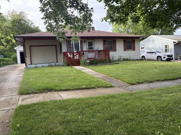 1760 Poplar Avenue , Hanover Park, IL 60133