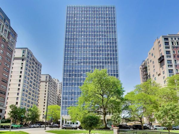 2400 N Lakeview Avenue , Unit 808, Chicago, IL 60614