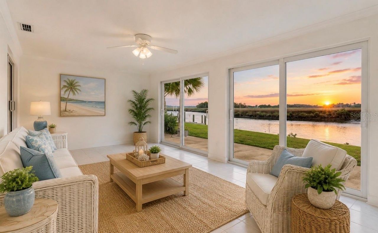 11562 W Bayshore Drive, Crystal River, FL 34429 Photo