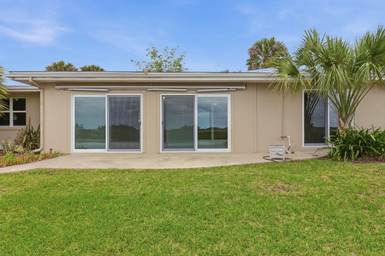 11562 W Bayshore Drive, Crystal River, FL 34429 Photo