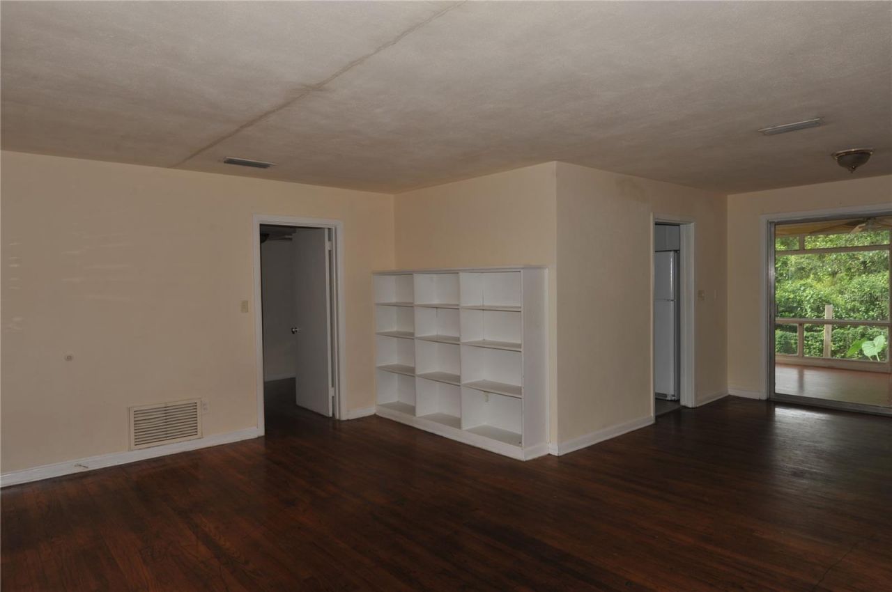 1410 NW 7th Road , Gainesville, FL 32603 Photo