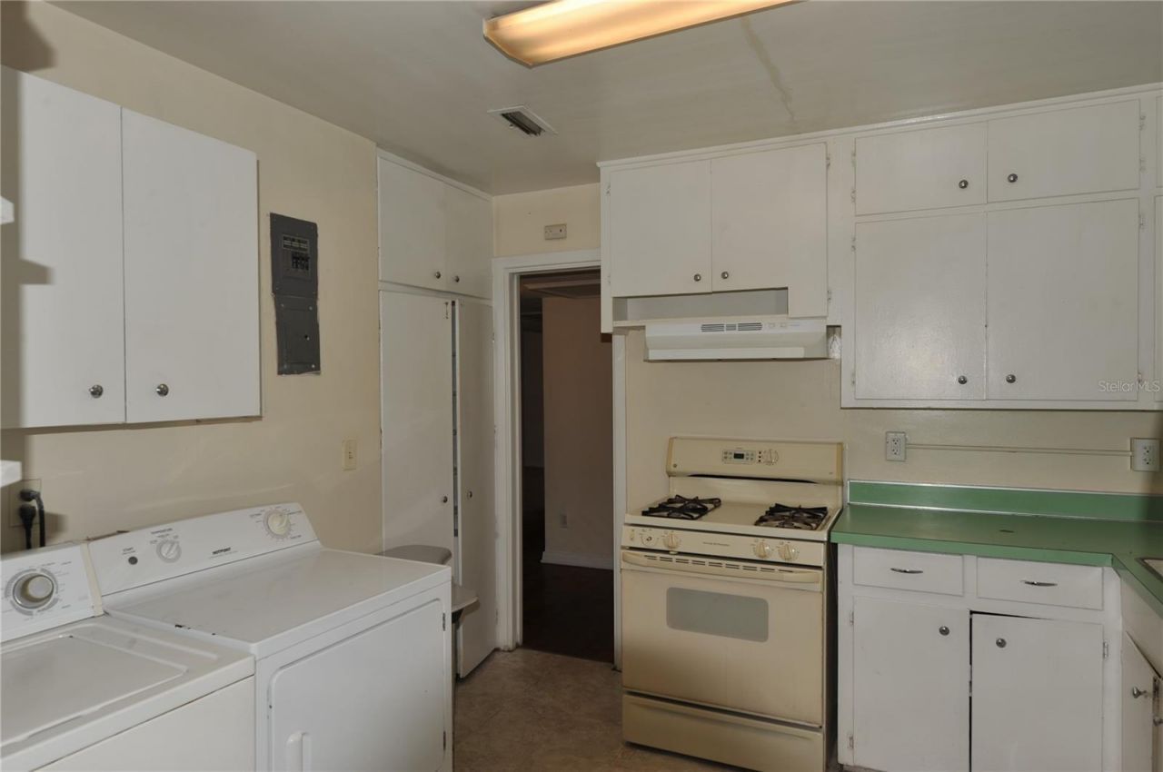 1410 NW 7th Road , Gainesville, FL 32603 Photo
