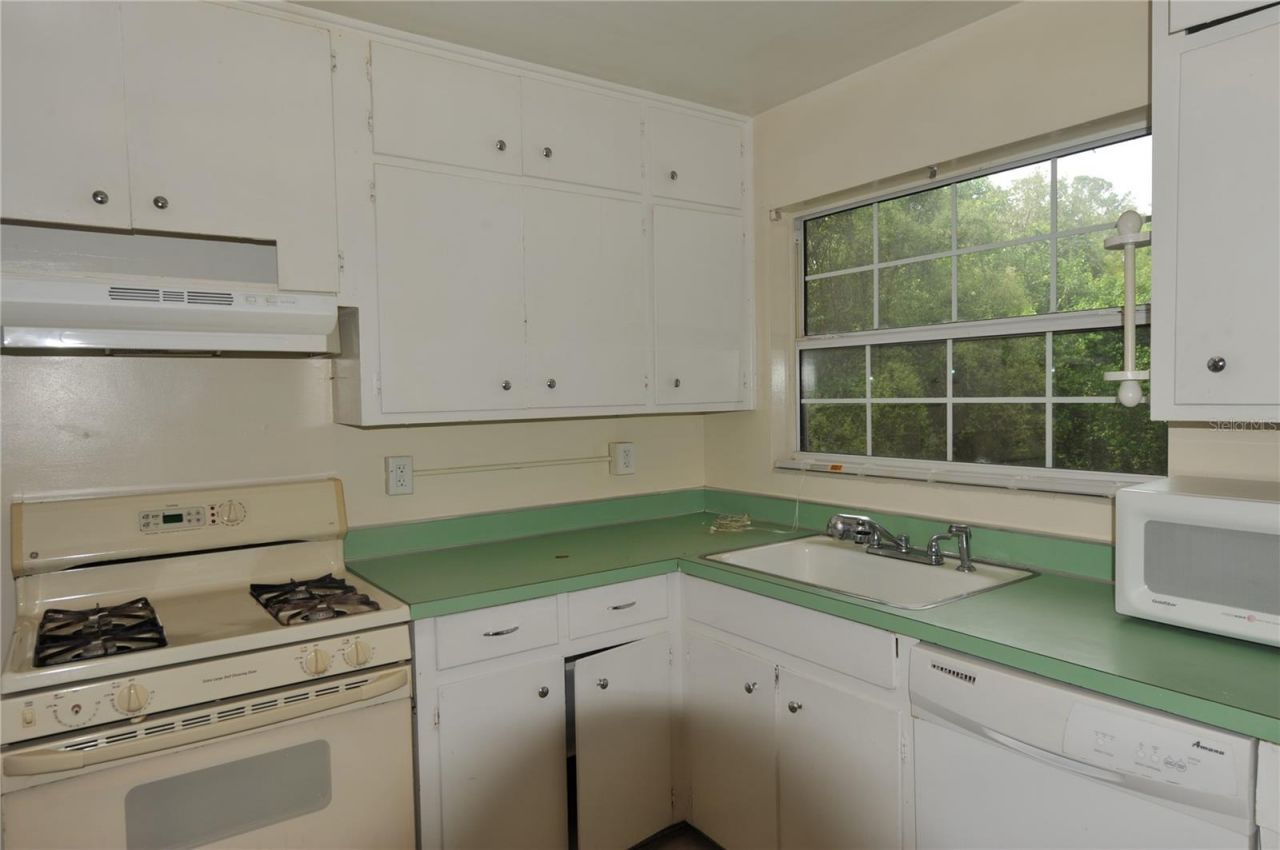 1410 NW 7th Road , Gainesville, FL 32603 Photo