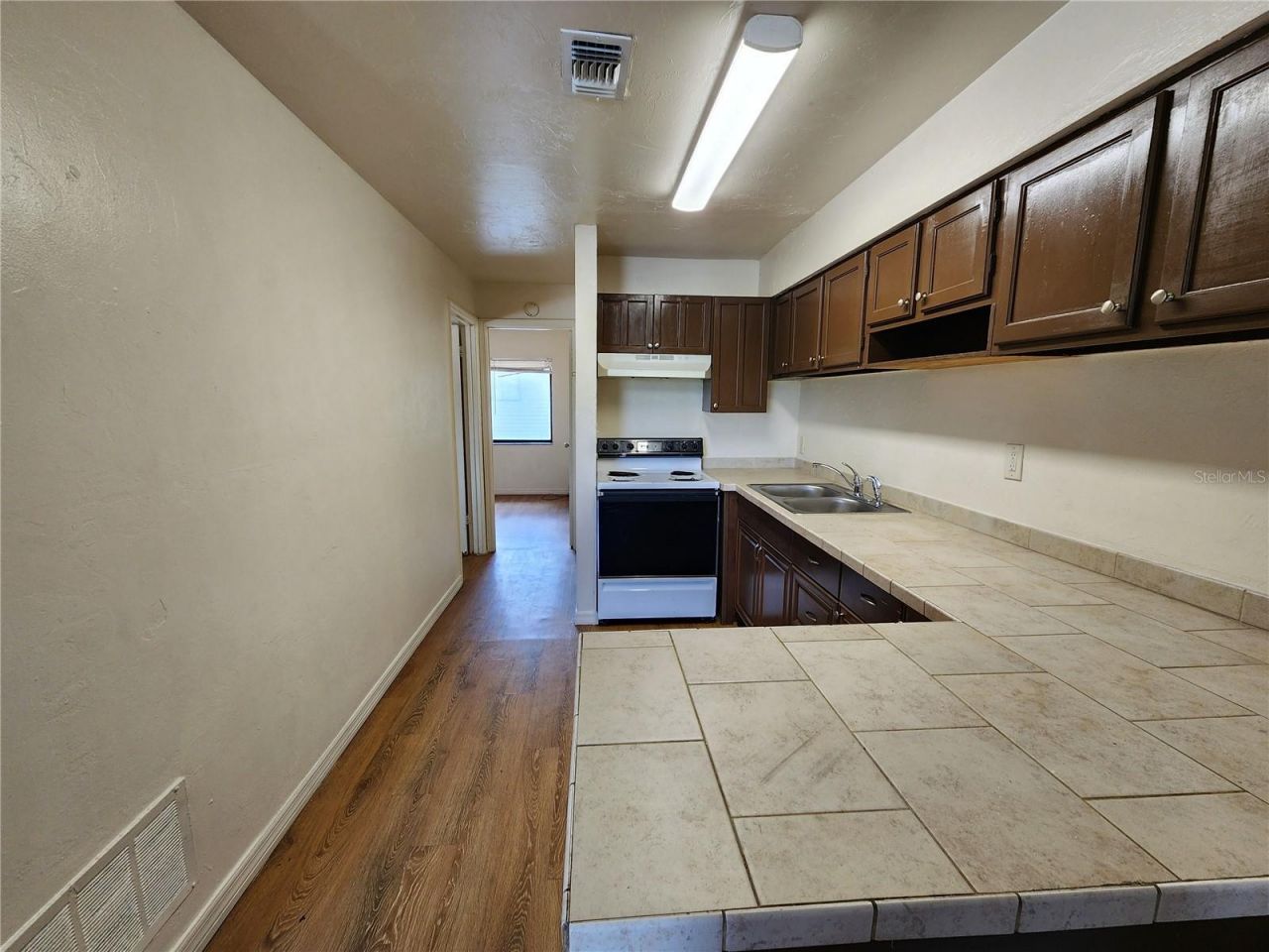 719 SW 70th Terrace , Unit 5, Gainesville, FL 32607 Photo