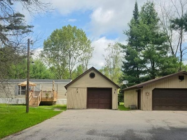 N12226 Glendale Cir, Wausaukee, WI 54177