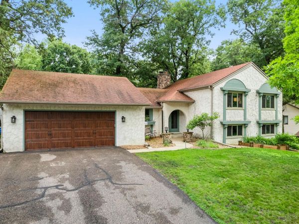 8119 Lower 129th Court, Apple Valley, MN 55124