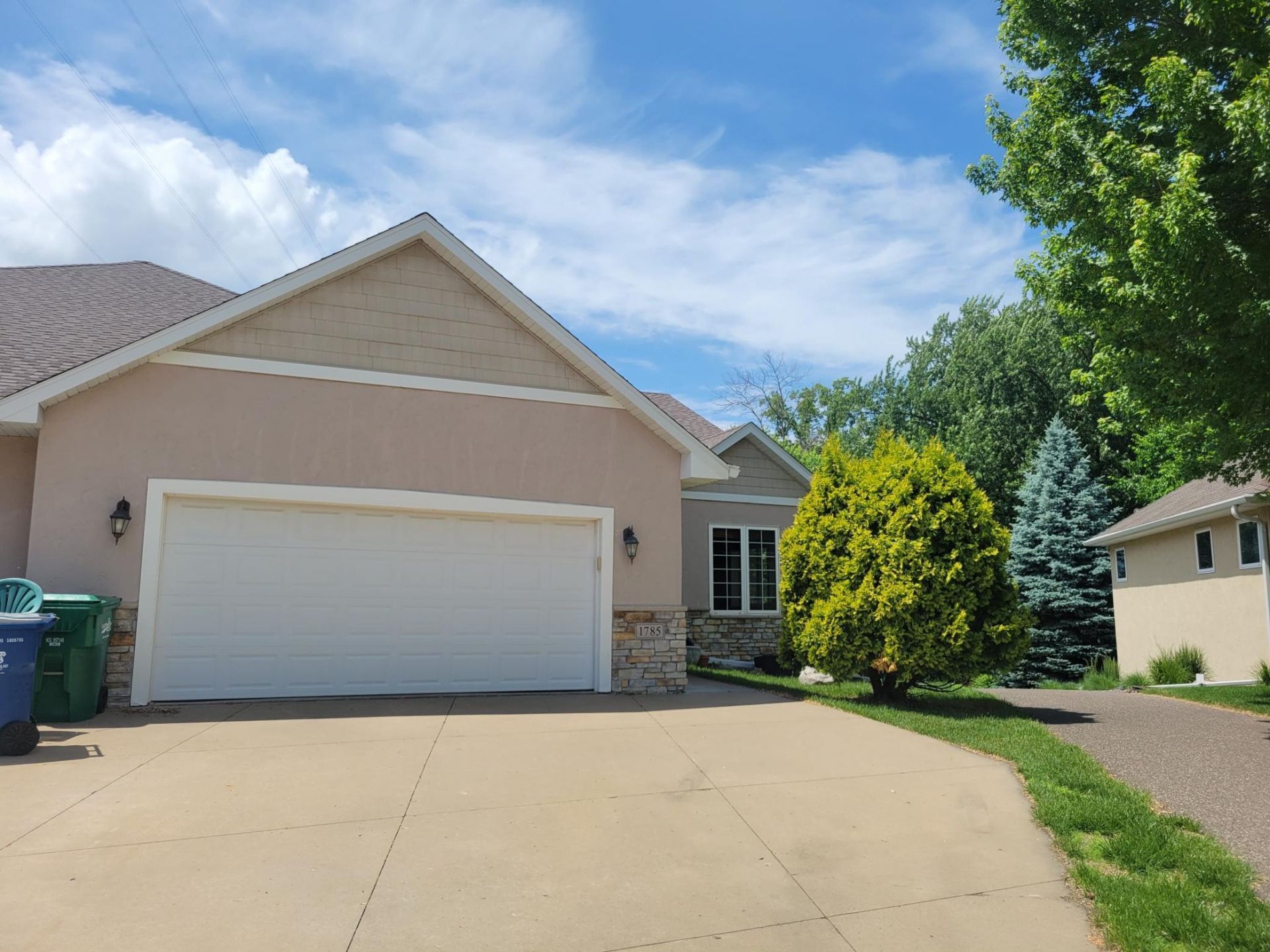 1785 Gettysburg Court , Golden Valley, MN 55427