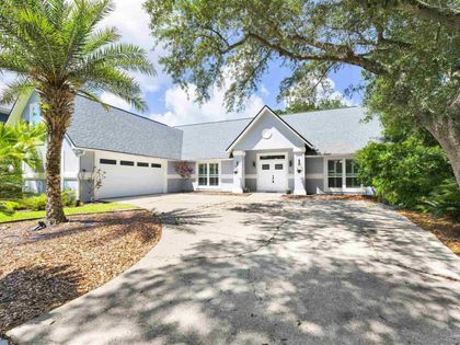 5466 N Shore Rd Pensacola, FL 32507