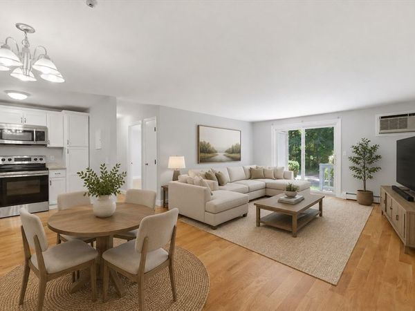 165-R Chestnut St, Unit 2, Foxboro, MA 02035