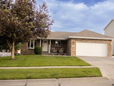 8631 Lavender Circle, Lincoln, NE 68505