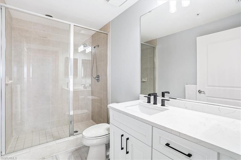 5781 Cape Harbour Dr, Unit 906, Cape Coral, FL 33914 Photo
