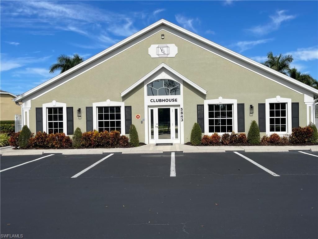5708 Greenwood Cir, Unit 48, Naples, FL 34112 Photo