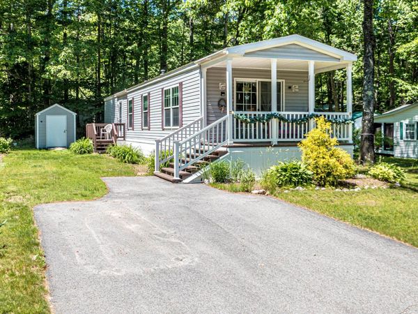 153 Fox Hill Lane, Conway, NH 03813