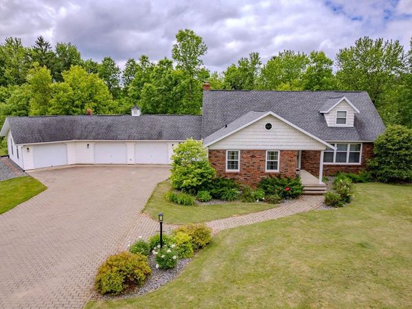 211 RIVER ROAD, Marathon, WI 54448