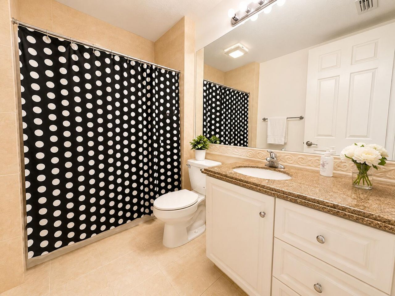 13 W Harbour Isle Dr Drive W, Unit 101, Fort Pierce, FL 34949 Photo