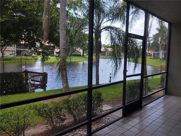 5801 Coach House Circle, Unit B, Boca Raton, FL 33486