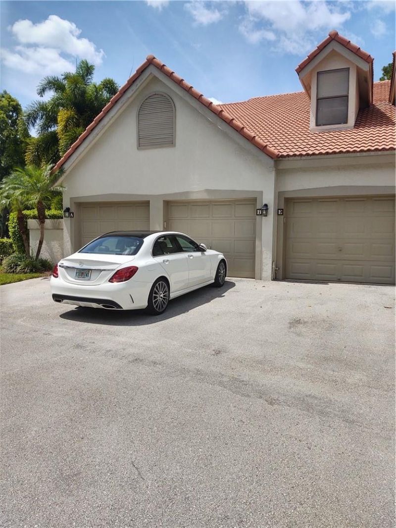 5801 Coach House Circle, Unit B, Boca Raton, FL 33486 Photo