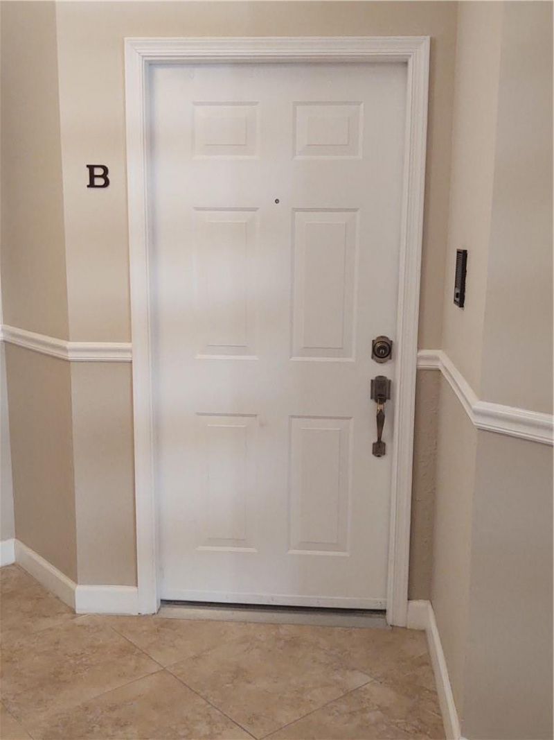 5801 Coach House Circle, Unit B, Boca Raton, FL 33486 Photo