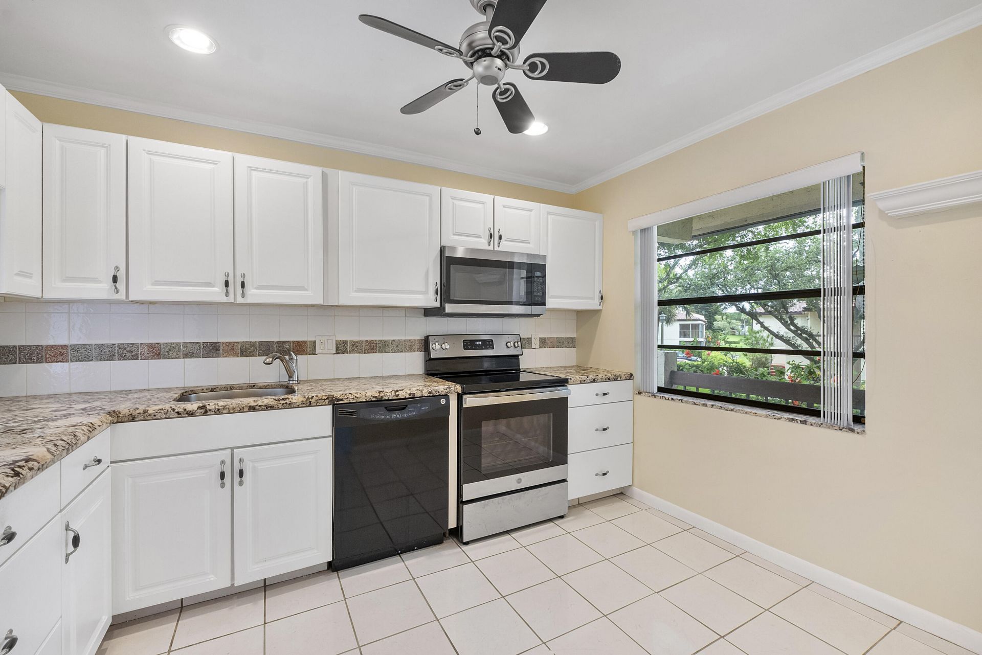 21852 Arriba, Unit 6-h, Boca Raton, FL 33433 Photo
