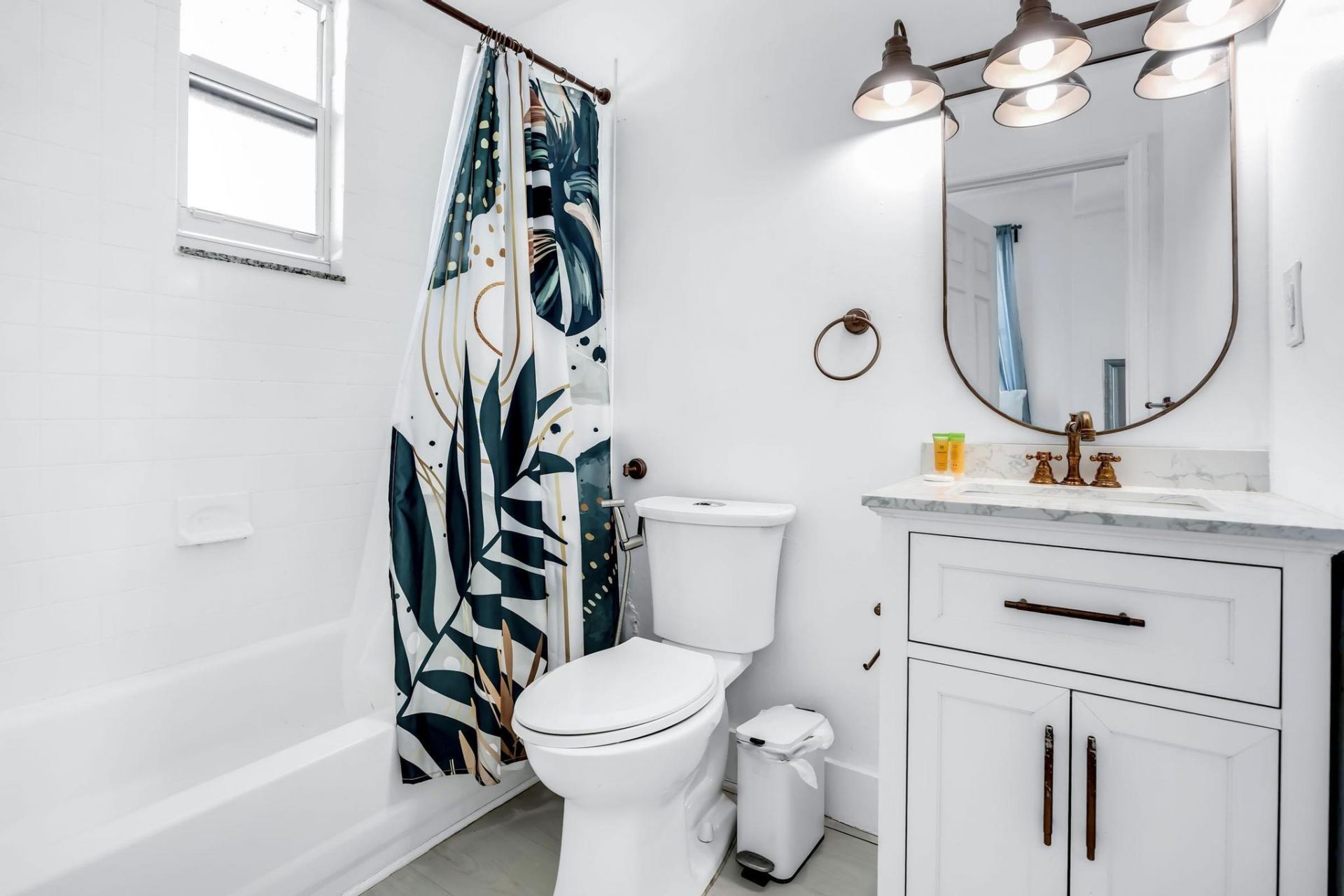 1342 Drexel Avenue, Unit 206, Miami Beach, FL 33139 Photo