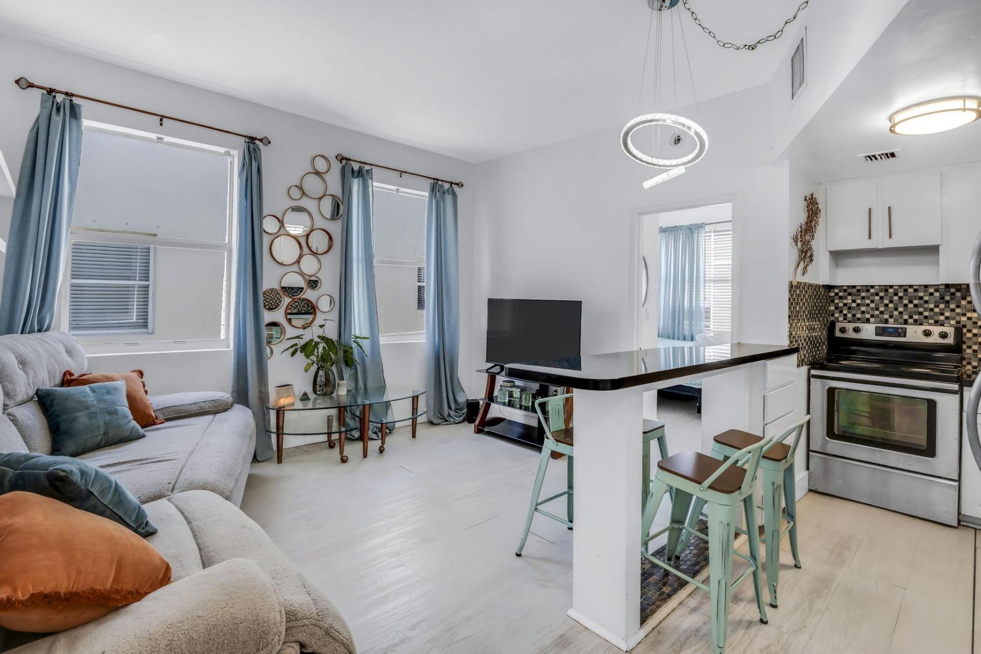 1342 Drexel Avenue, Unit 206, Miami Beach, FL 33139 Photo