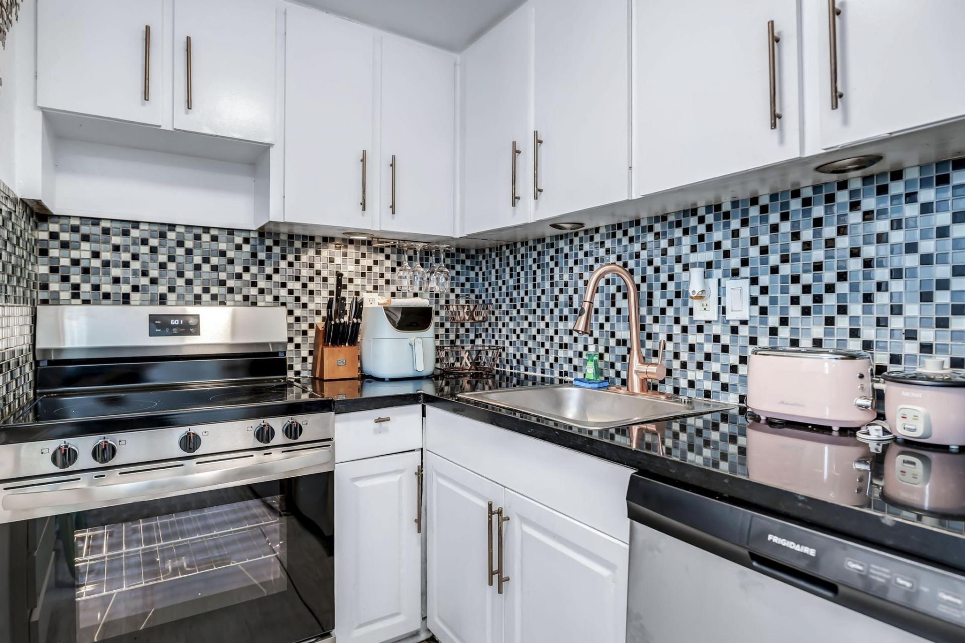 1342 Drexel Avenue, Unit 206, Miami Beach, FL 33139 Photo