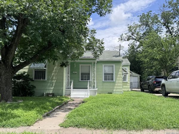 1223 Essex, San Antonio, TX 78210