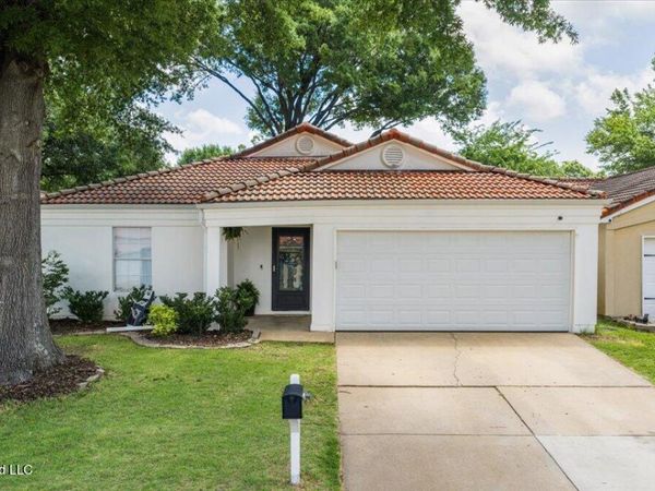 7194 Atterbury Circle, Southaven, MS 38671