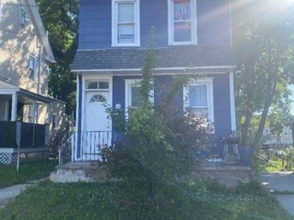 44 E Barber Ave, Woodbury, NJ 08096