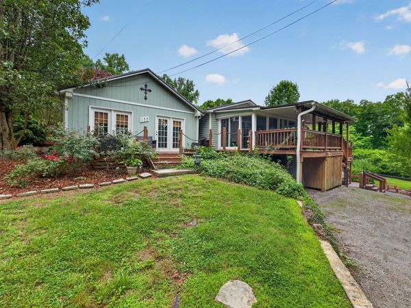 155 Mayberry Dr , Smithville, TN 37166