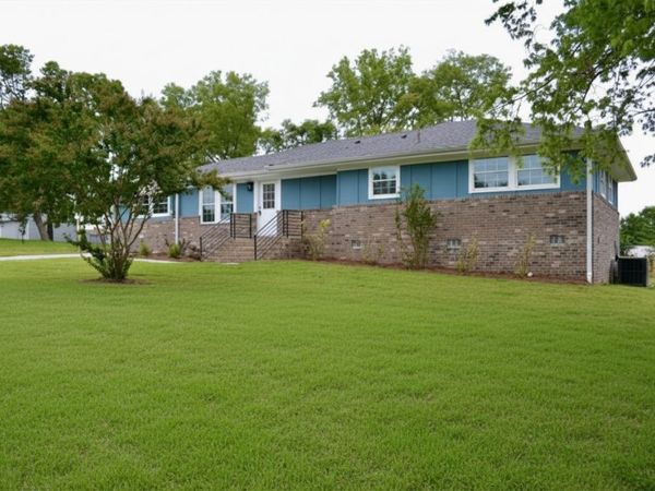 108 Jennings Dr, Hendersonville, TN 37075