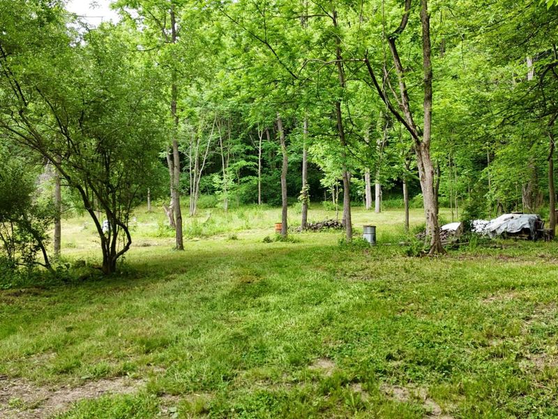 325 W Hanley Road , Mansfield, OH 44903 Photo 2
