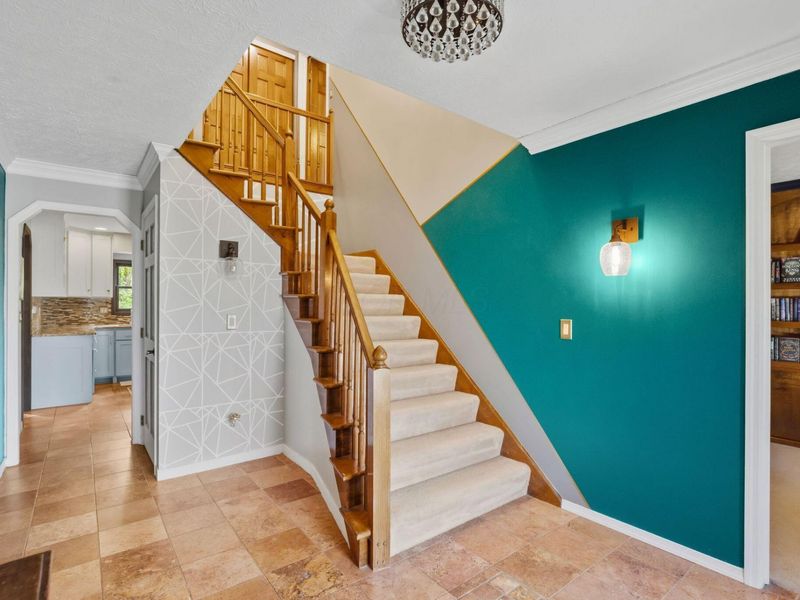 7794 Pembrook Drive, Reynoldsburg, OH 43068 Photo 9
