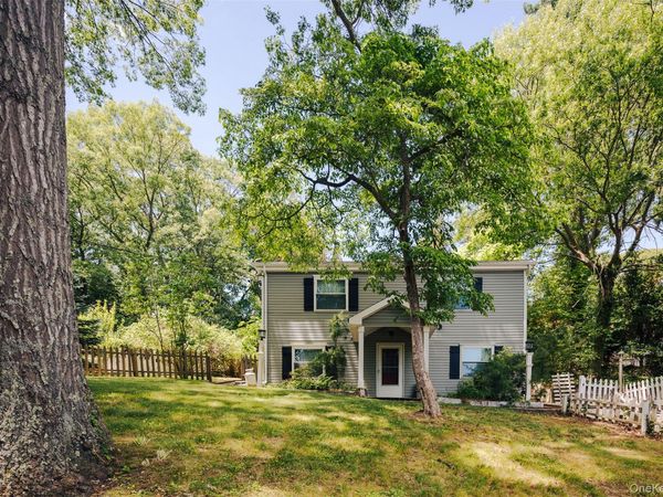 33 Port Washington Road, Sound Beach, NY 11789