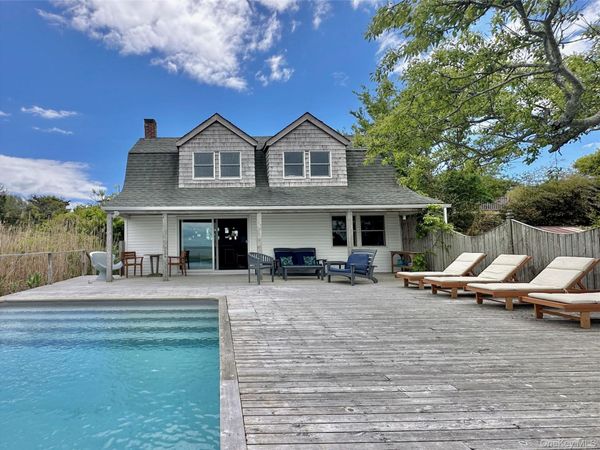 209 Bayview Walk , Cherry Grove, NY 11782