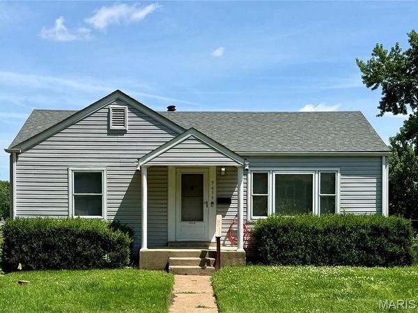 9659 Margo Ann Lane, St Louis, MO 63134