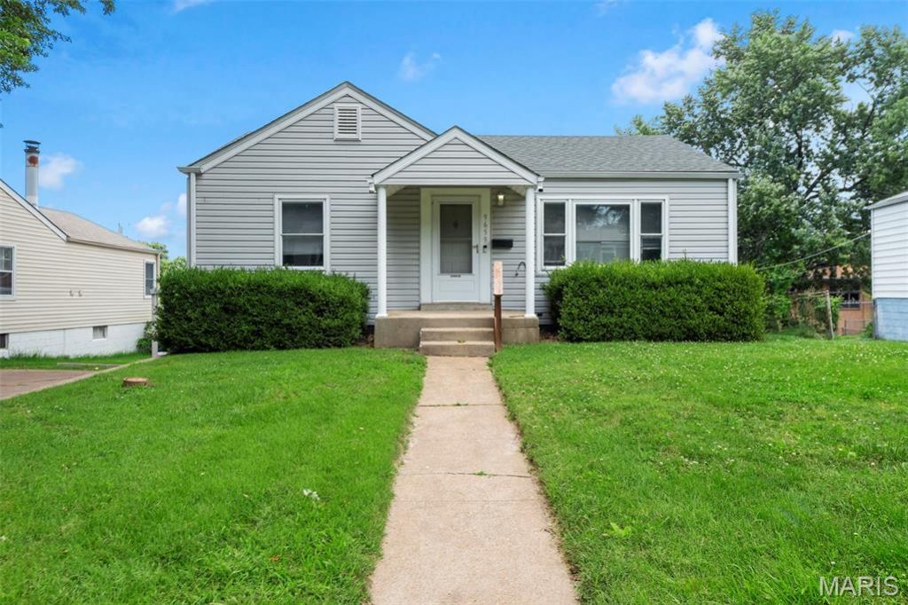 9659 Margo Ann Lane, Saint Louis, MO 63134 Main Photo