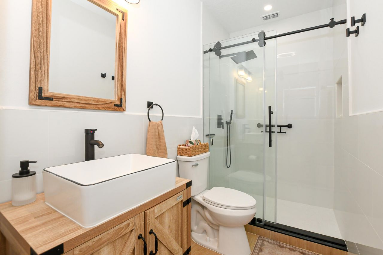 1033 SW General Patton Terrace, Port Saint Lucie, FL 34953 Photo