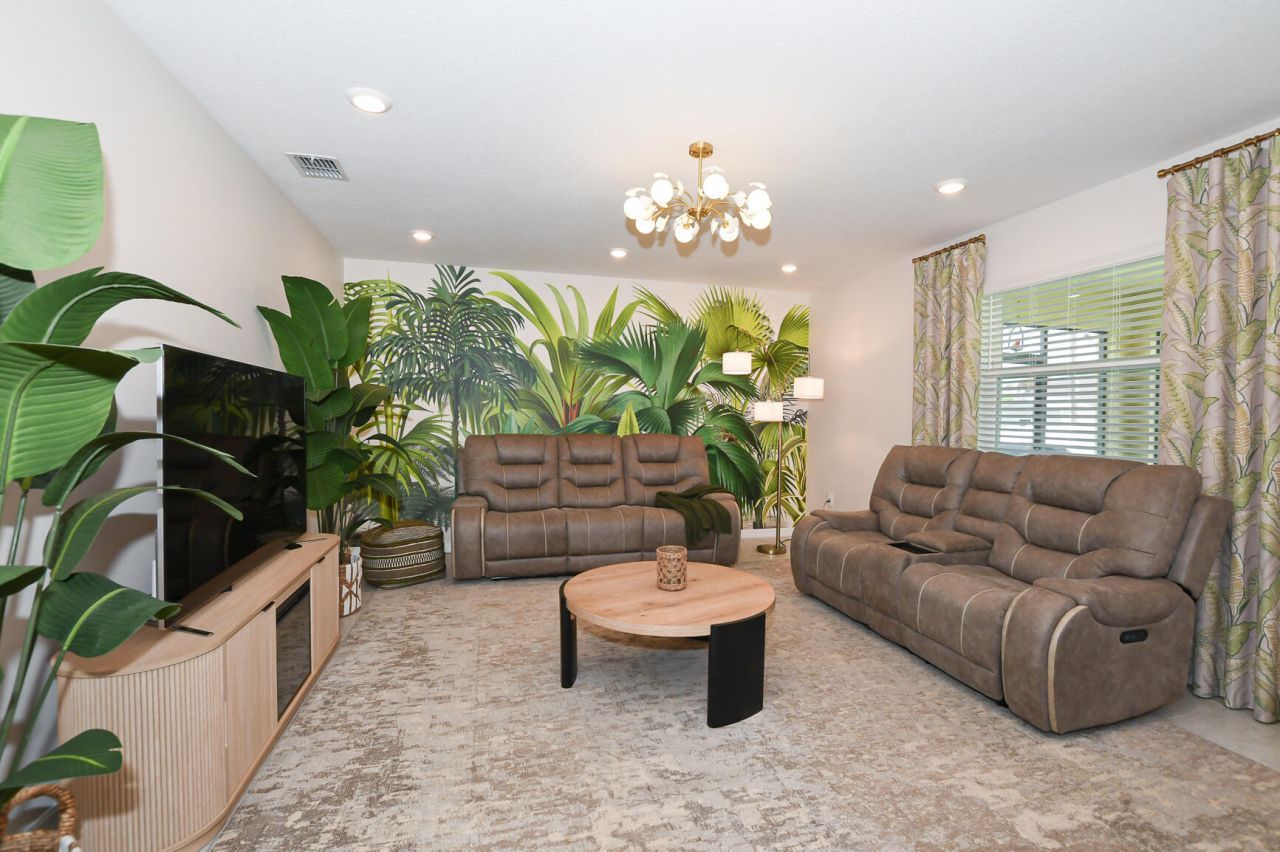 1033 SW General Patton Terrace, Port Saint Lucie, FL 34953 Photo