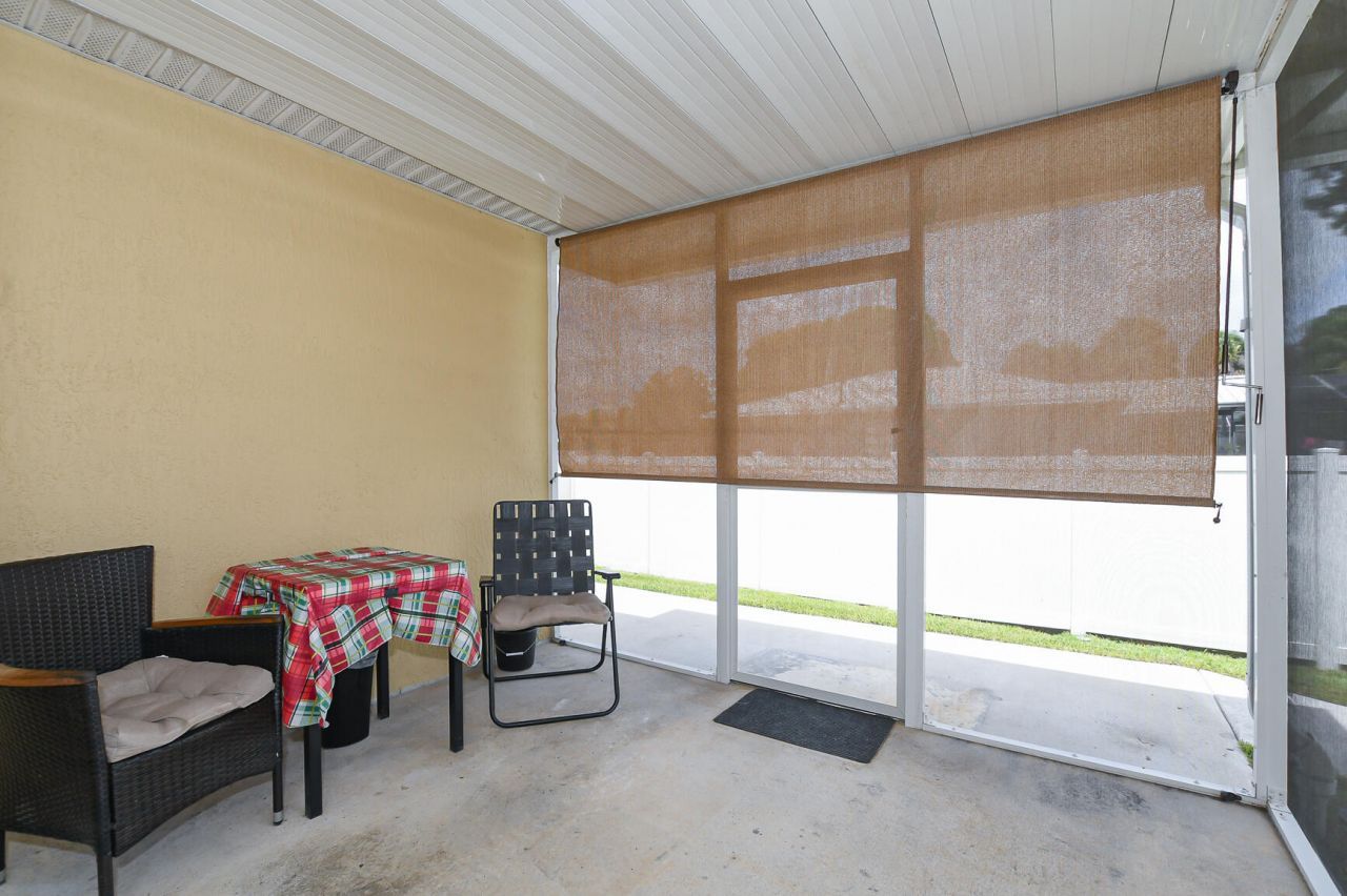 1033 SW General Patton Terrace, Port Saint Lucie, FL 34953 Photo