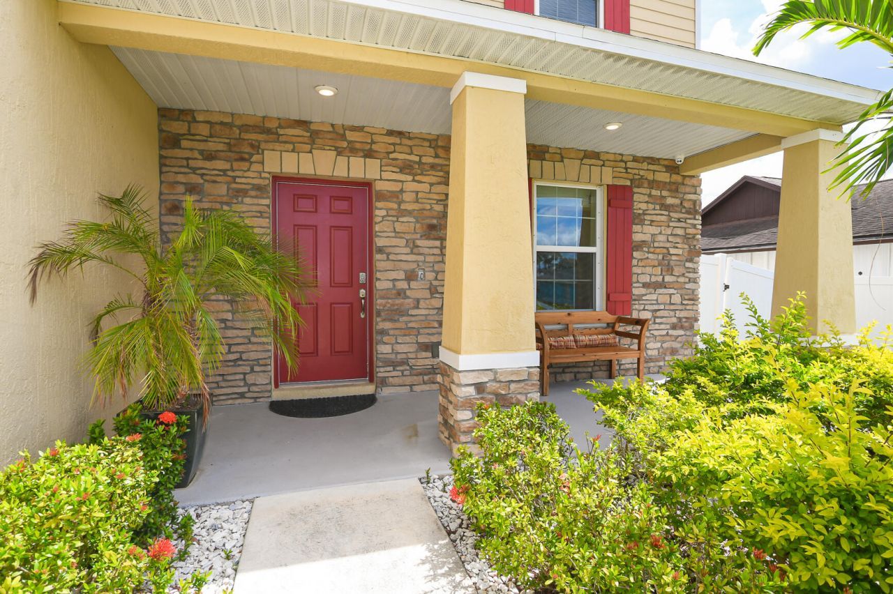 1033 SW General Patton Terrace, Port Saint Lucie, FL 34953 Photo