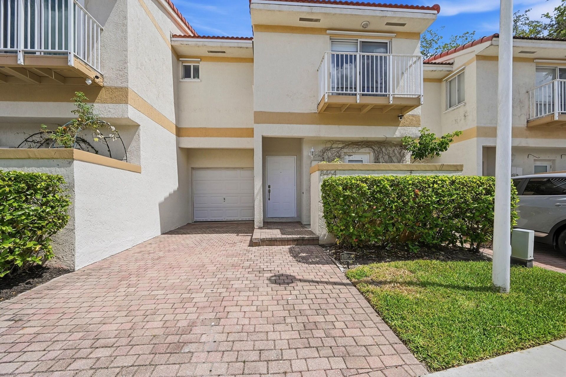 8464 Lagos De Campo Boulevard, Tamarac, FL 33321 Photo