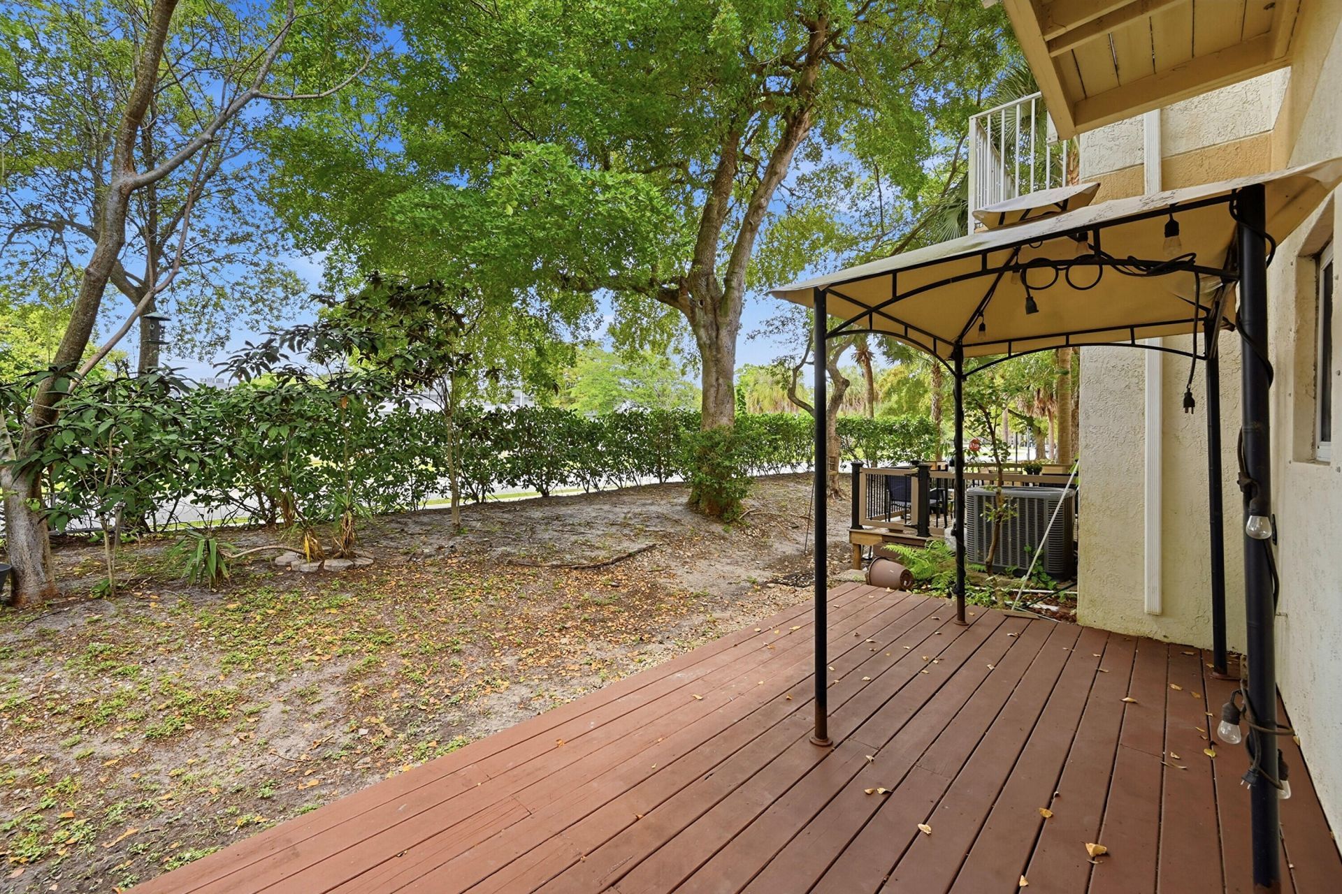 8464 Lagos De Campo Boulevard, Tamarac, FL 33321 Photo