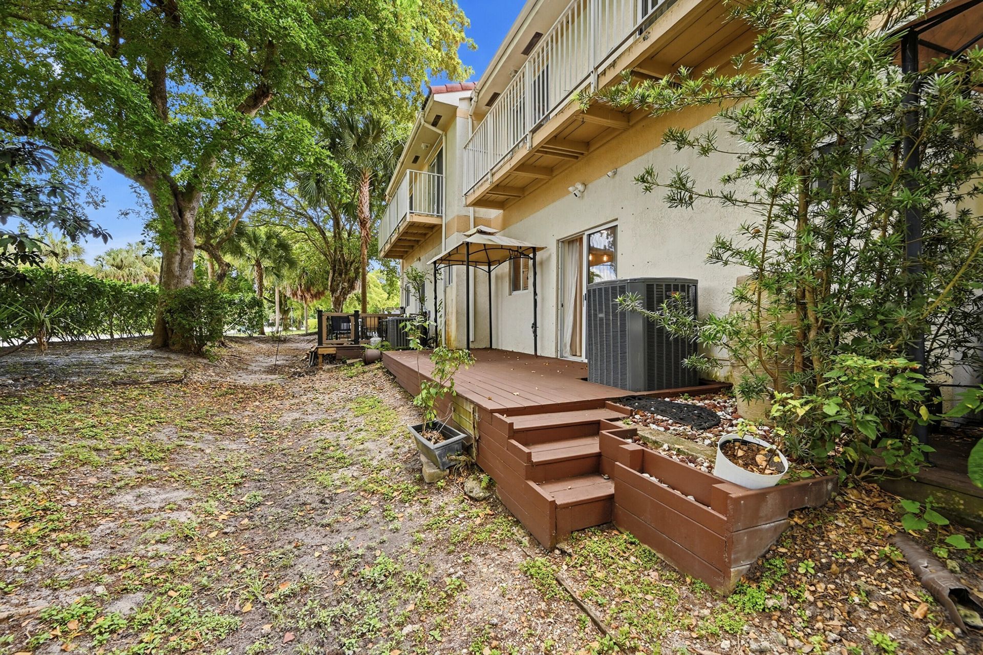 8464 Lagos De Campo Boulevard, Tamarac, FL 33321 Photo