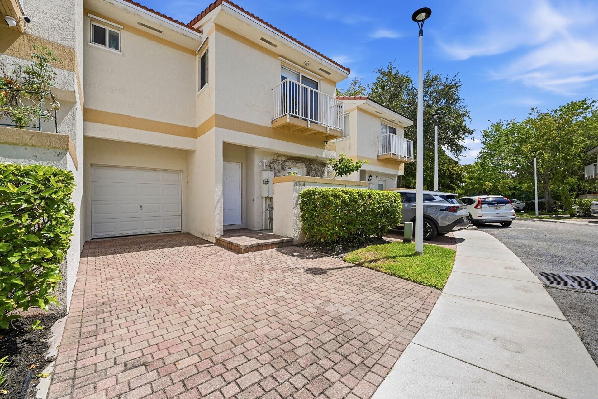 8464 Lagos De Campo Boulevard, Tamarac, FL 33321 Photo