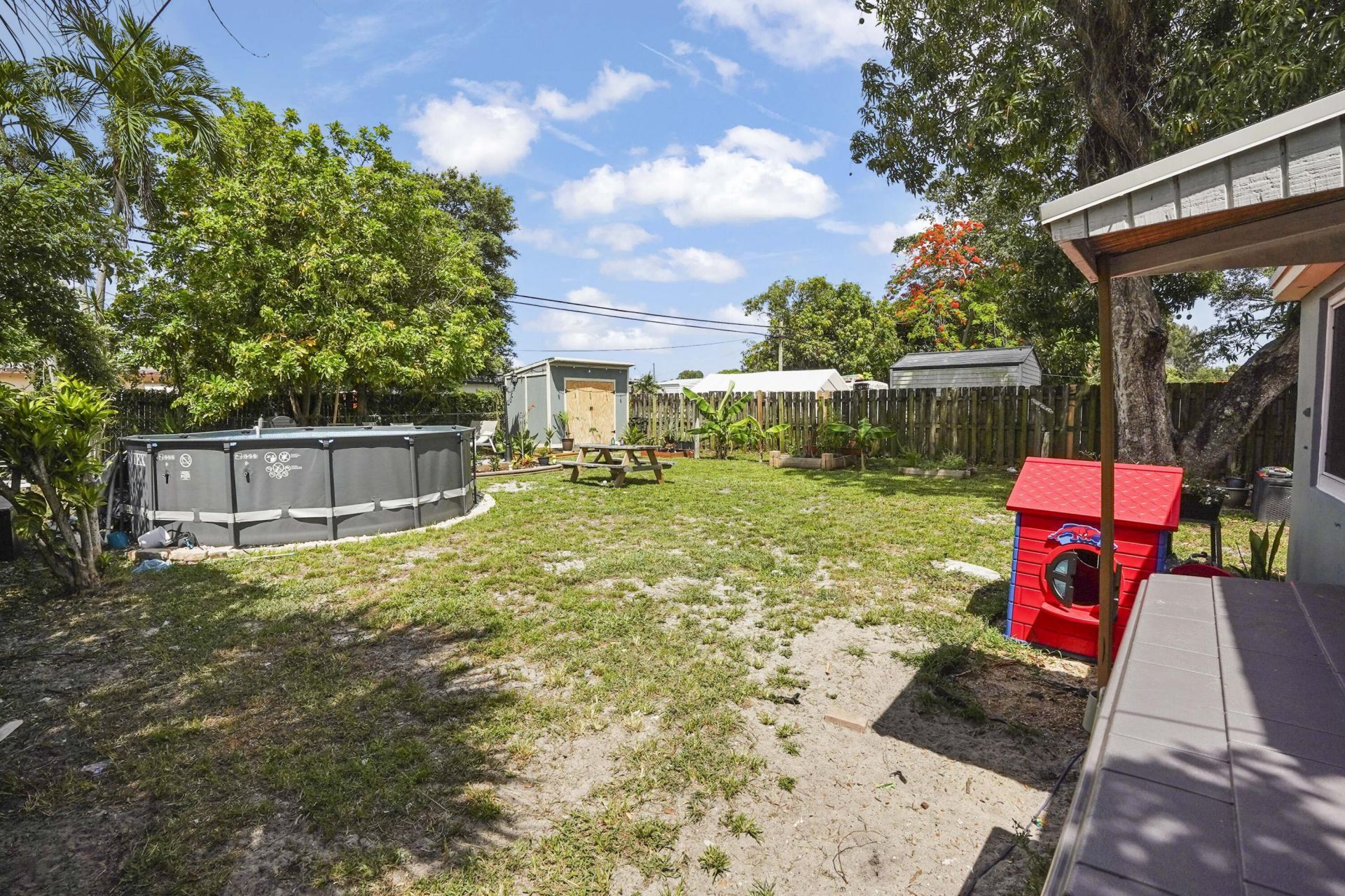 1657 Lauderdale Manor Drive, Fort Lauderdale, FL 33311 Photo