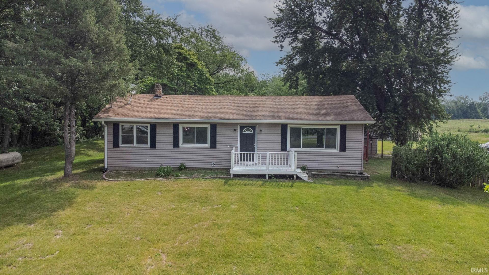 50992 County Road 15, Elkhart, IN 46514 Main Photo