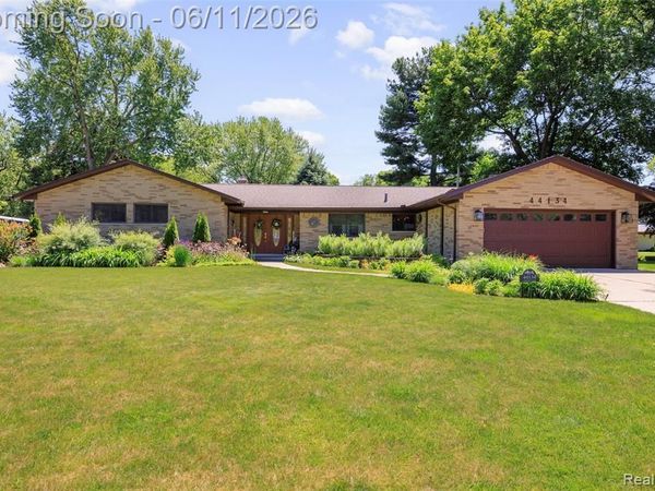 44134 Harmony Lane, Van Buren Twp, MI 48111
